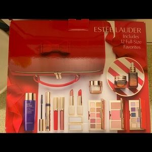 Estée Lauder Firm + Glow gift set (lipstick, eyeshadow, mascara and more)